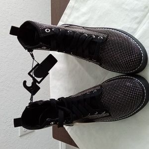 NWT Madden NY glittery side zipper ankle boots  size 7